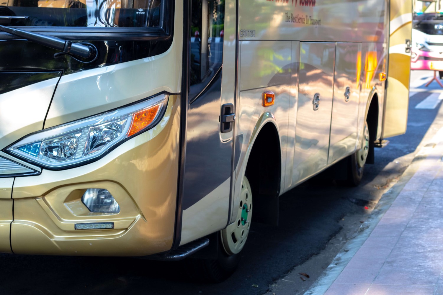 Reach Mahabaleshwar by road from Mumbai Pune